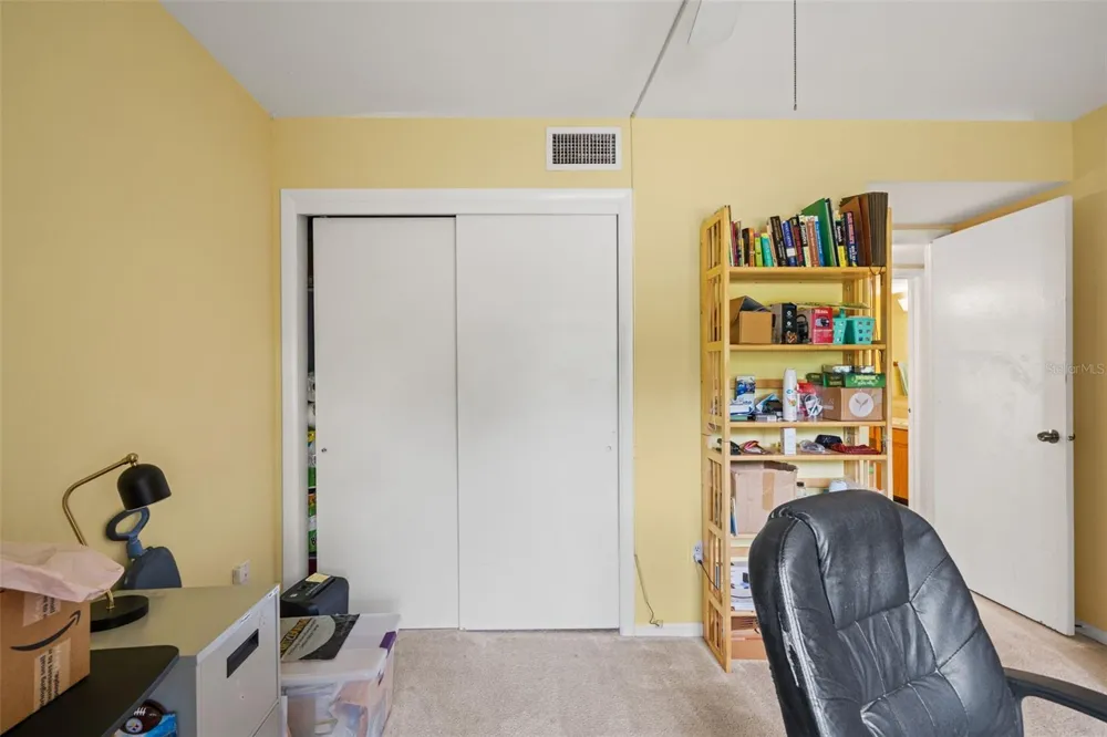 4138 PINELAKE LANE #201 Tampa, FL 33618