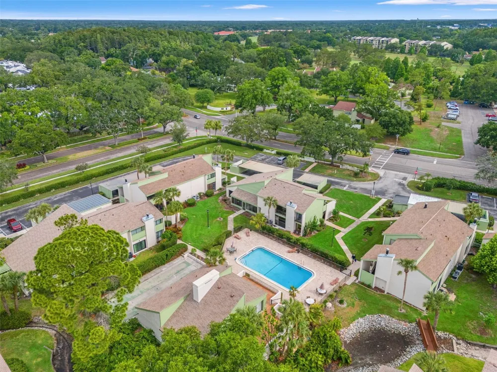 4138 PINELAKE LANE #201 Tampa, FL 33618