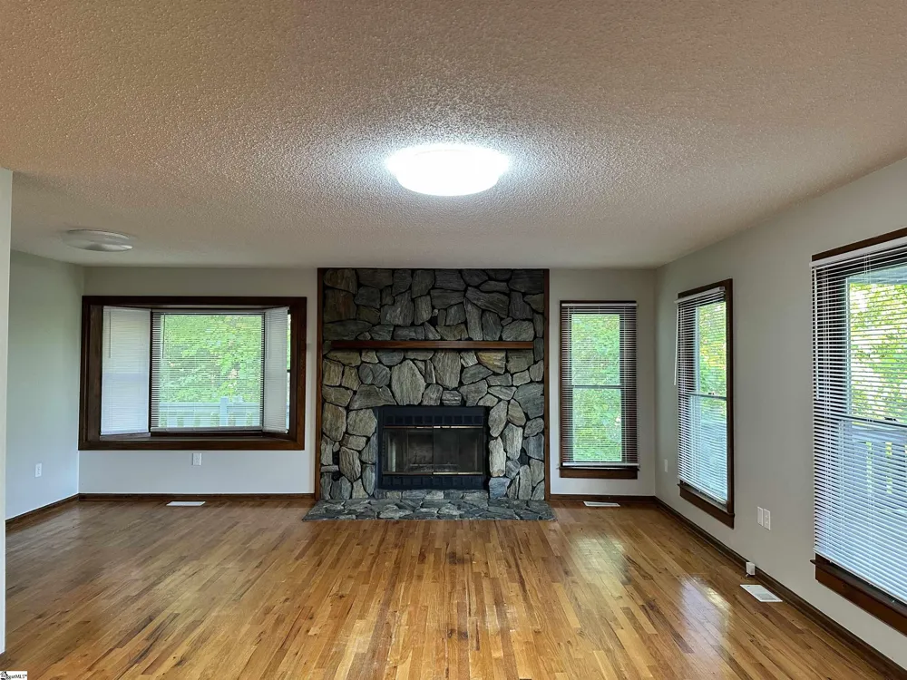 296 Long Mountain Road Pickens, SC 29671