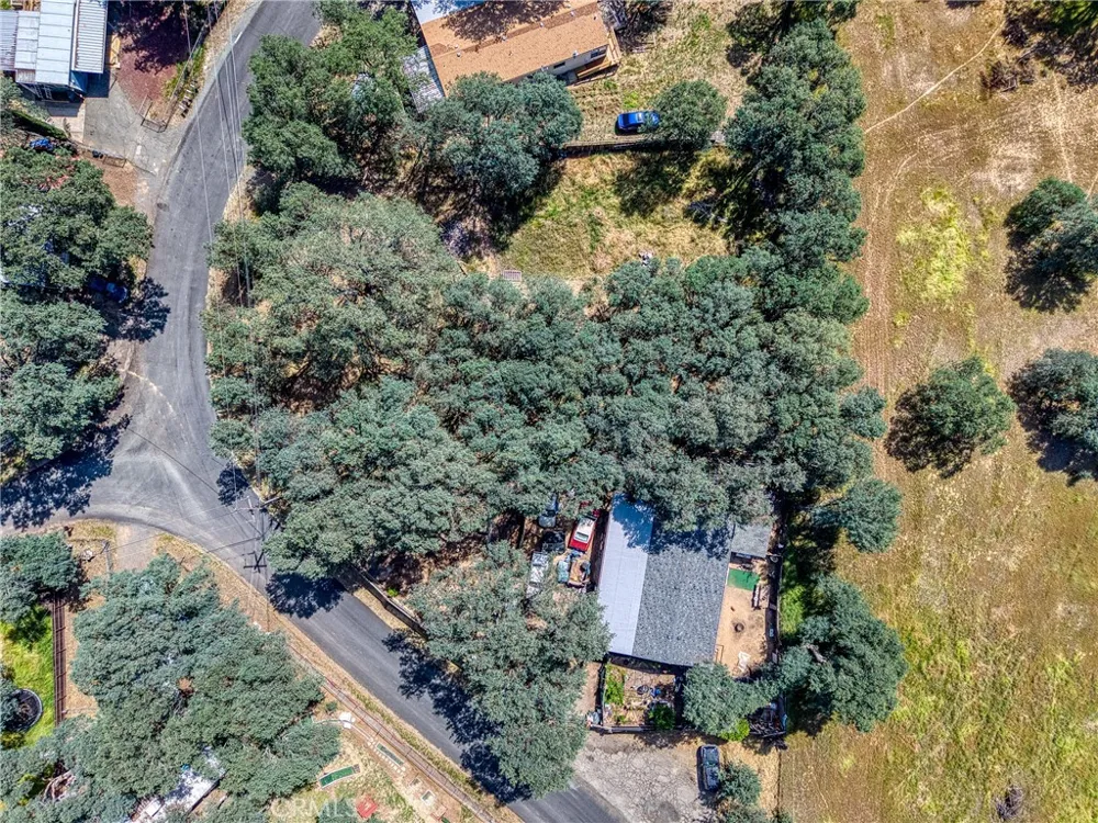 16793 Big Bear Lower Lake, CA 95457