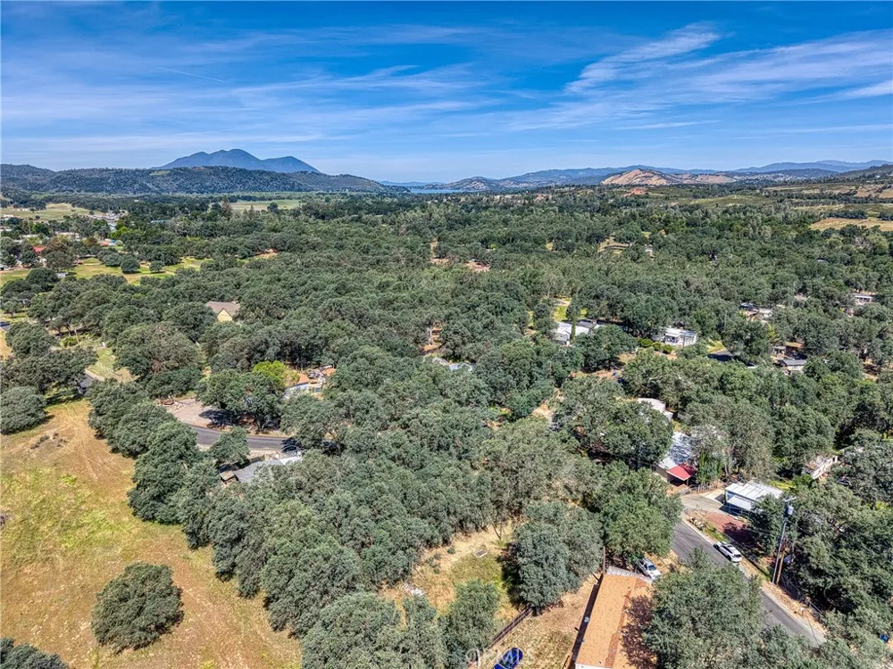 16793 Big Bear Lower Lake, CA 95457