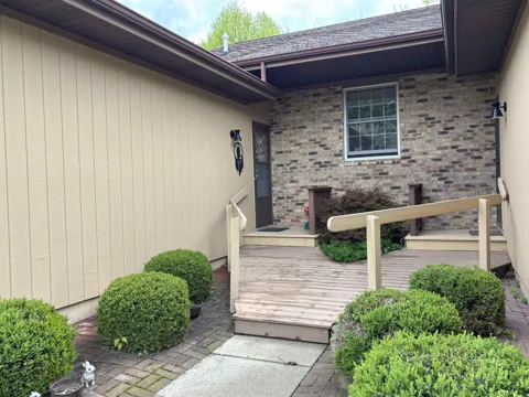 589 Churchgrove Road