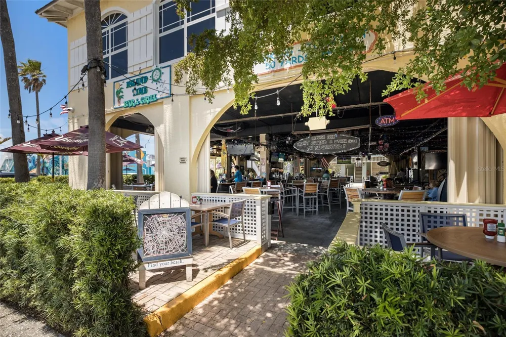 205 HIGHLAND AVENUE #2 Bradenton Beach, FL 34217