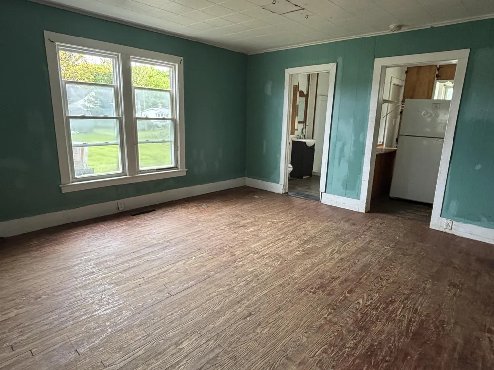 245 Monroe Street Brooklyn, MI 49230