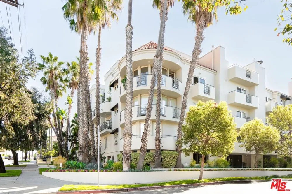 16040 W Sunset Boulevard #308 Pacific Palisades, CA 90272