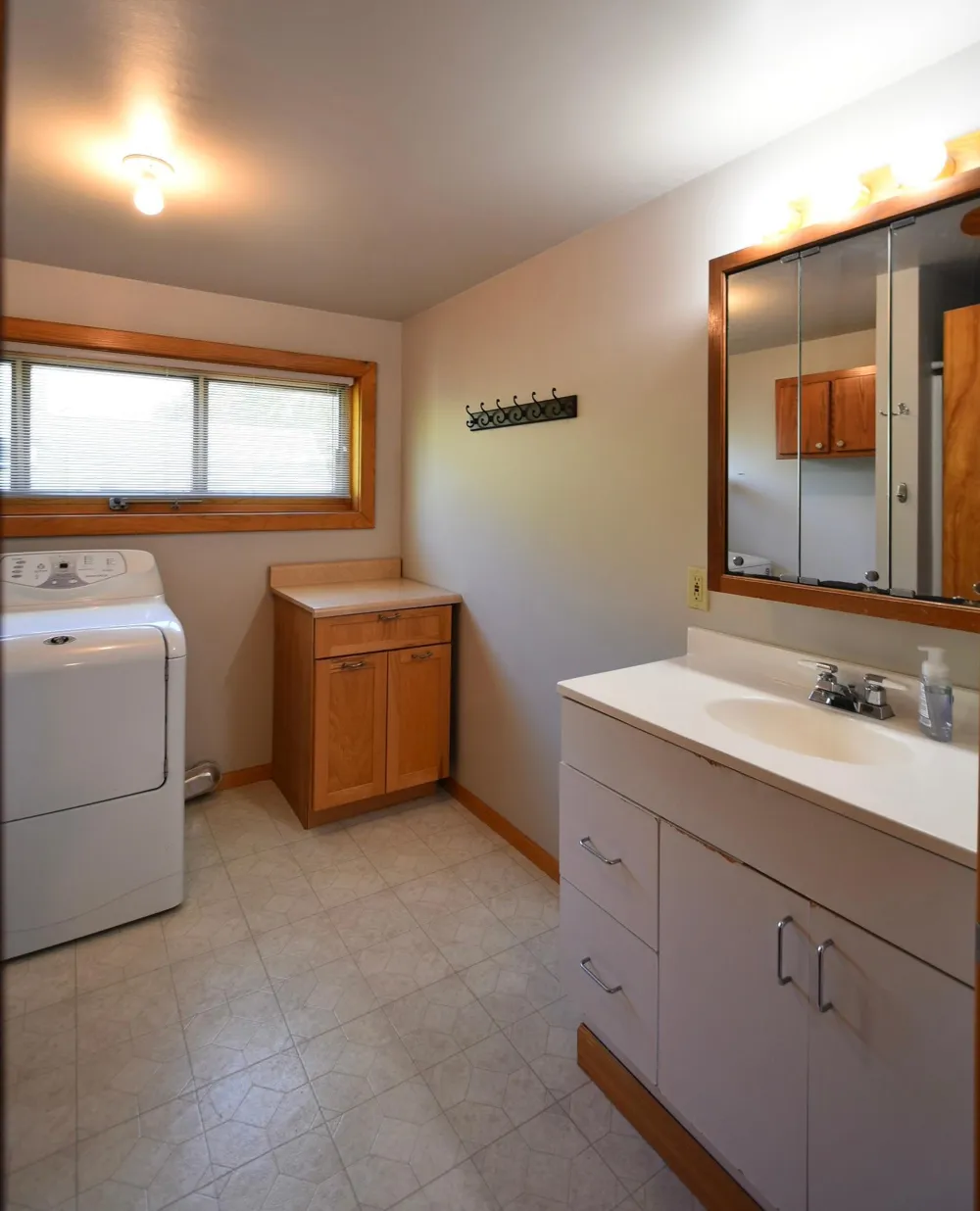 131 E 7th Street Zumbrota, MN 55992