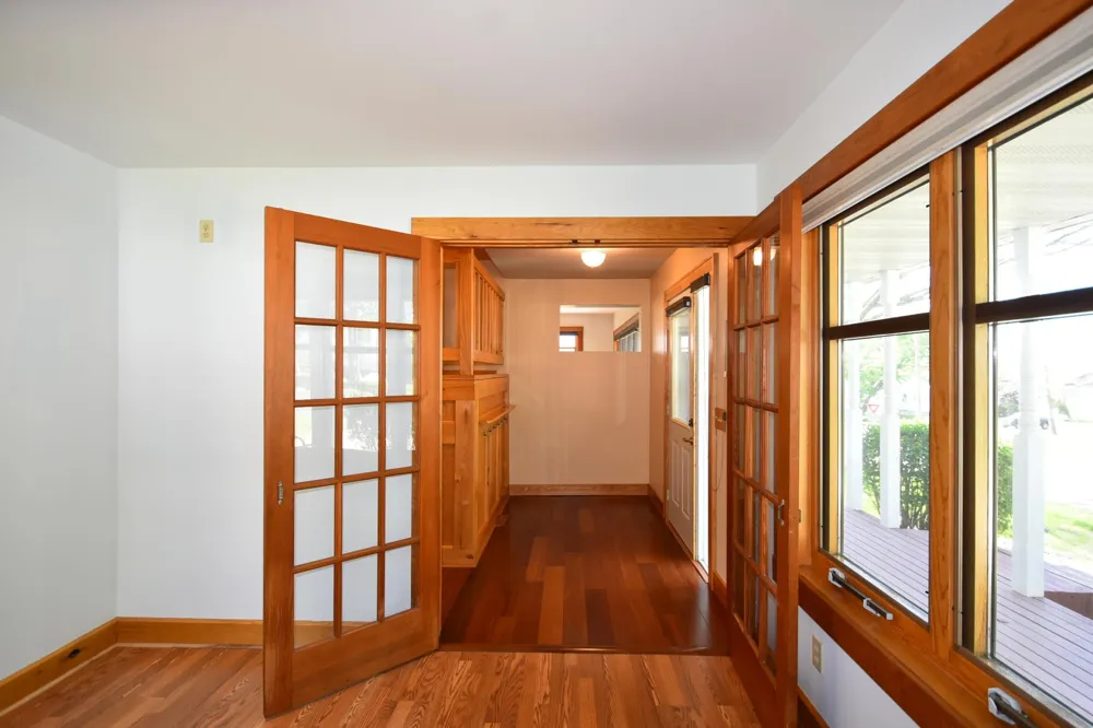 131 E 7th Street Zumbrota, MN 55992