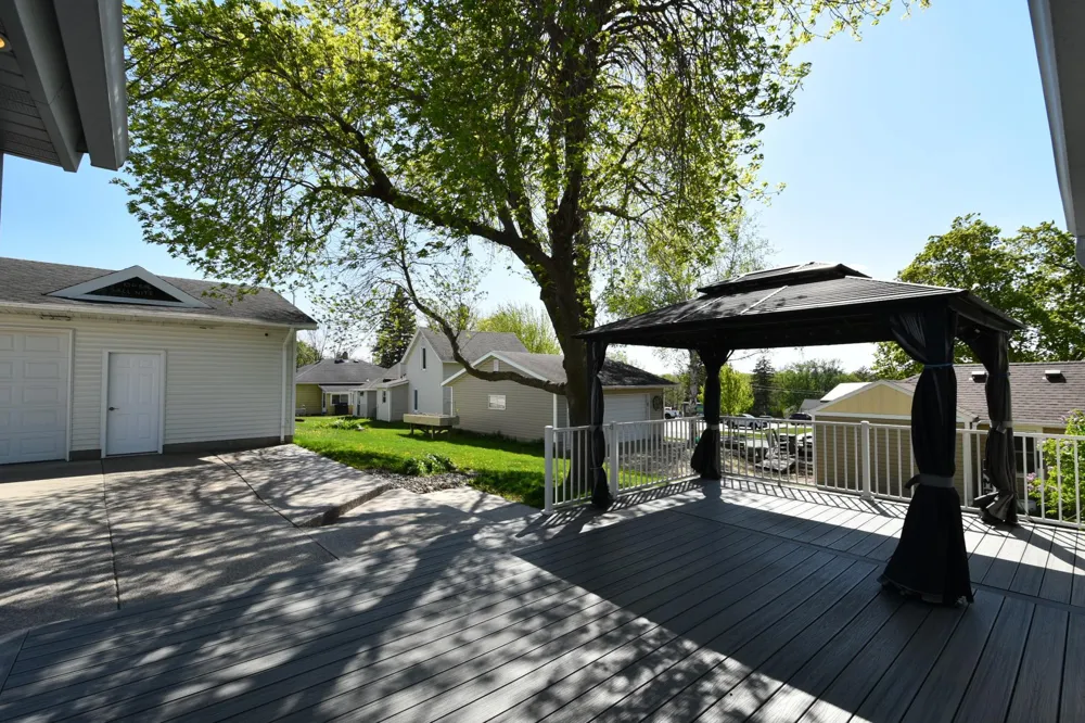 131 E 7th Street Zumbrota, MN 55992