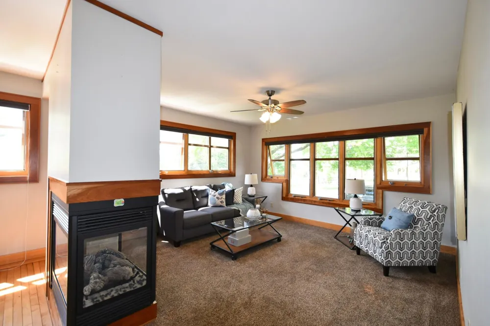 131 E 7th Street Zumbrota, MN 55992