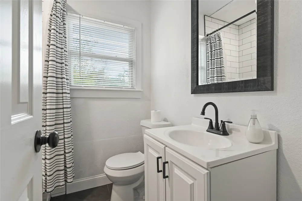 80 Vaughn Drive Denison, TX 75020
