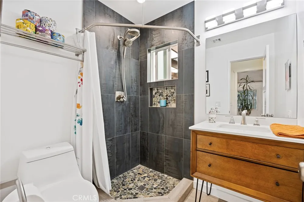 3427 encinal Street La Crescenta, CA 91214