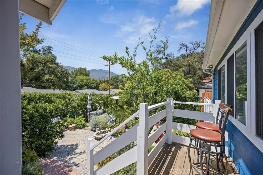 3427 encinal Street La Crescenta, CA 91214
