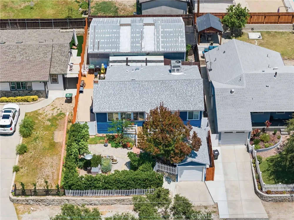 3427 encinal Street La Crescenta, CA 91214