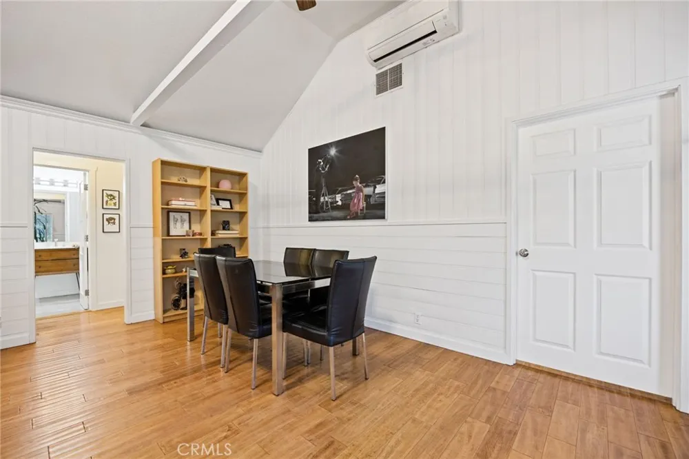 3427 encinal Street La Crescenta, CA 91214