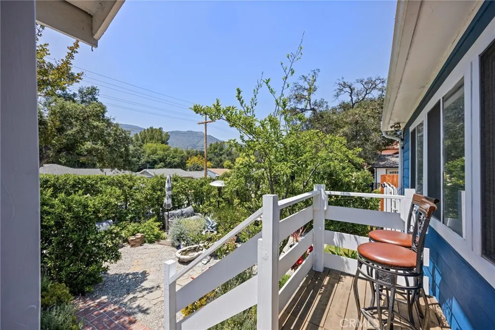 3427 encinal Street La Crescenta, CA 91214