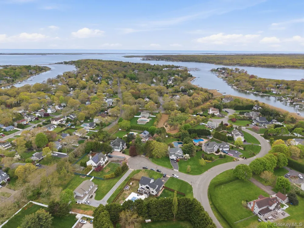 6 Robert Court Center Moriches, NY 11934
