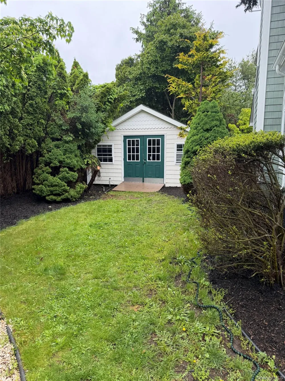 6 Robert Court Center Moriches, NY 11934