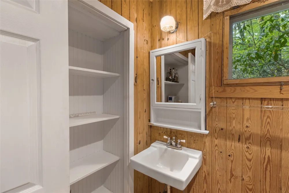 477 Lance Road Cashiers, NC 28717