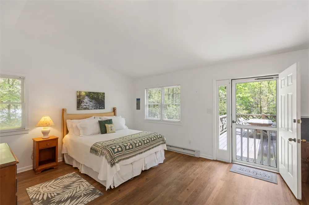 477 Lance Road Cashiers, NC 28717