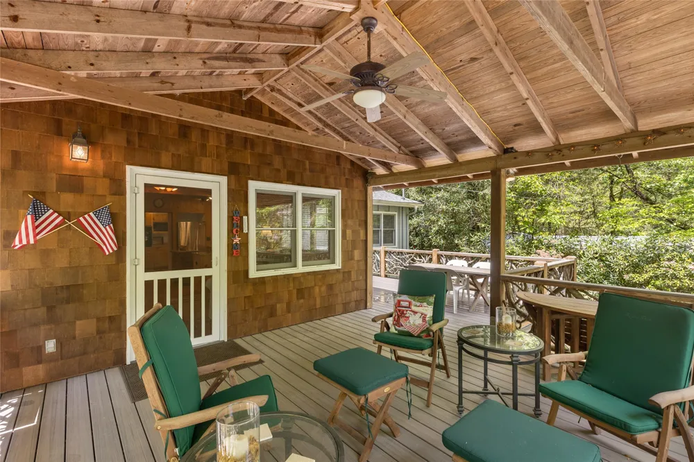 477 Lance Road Cashiers, NC 28717