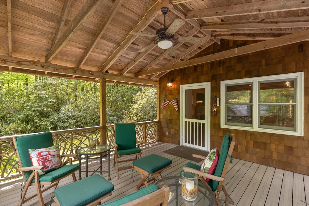 477 Lance Road Cashiers, NC 28717