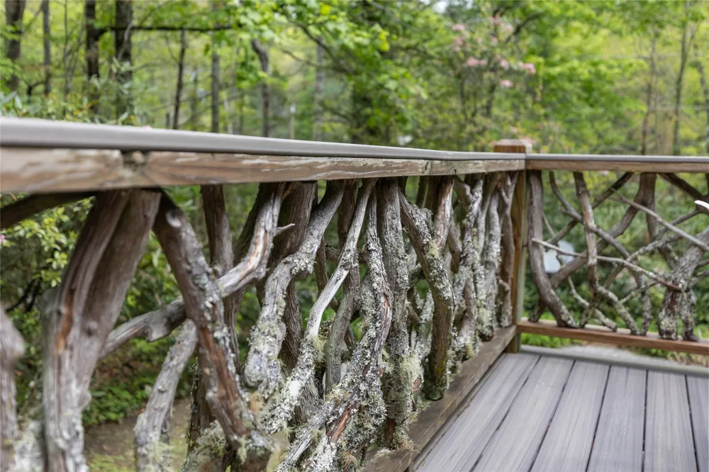 477 Lance Road Cashiers, NC 28717