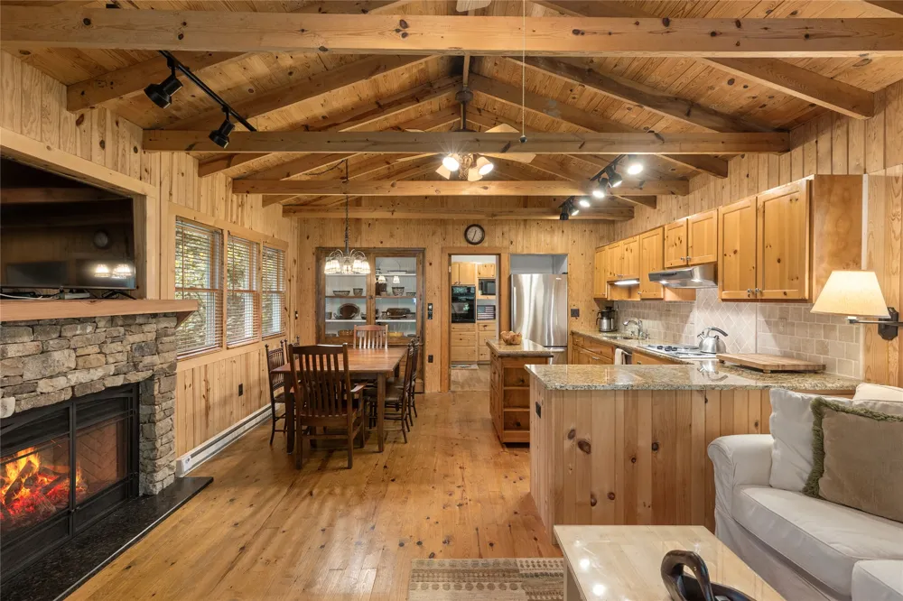 477 Lance Road Cashiers, NC 28717