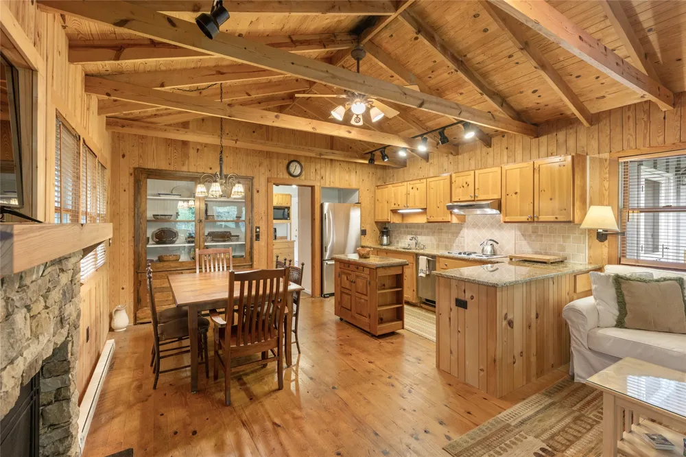 477 Lance Road Cashiers, NC 28717