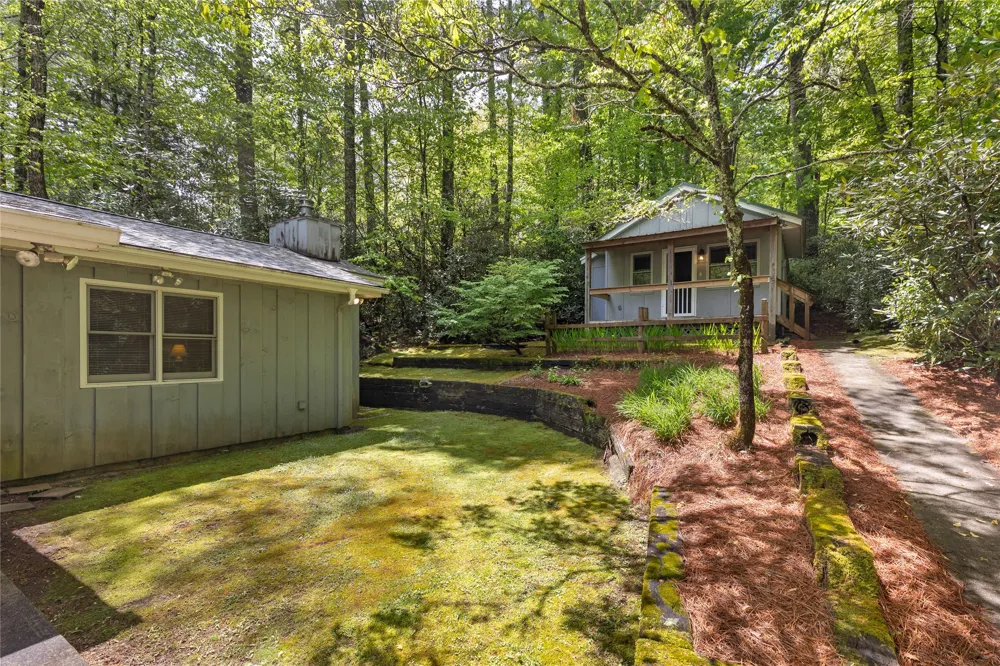 477 Lance Road Cashiers, NC 28717