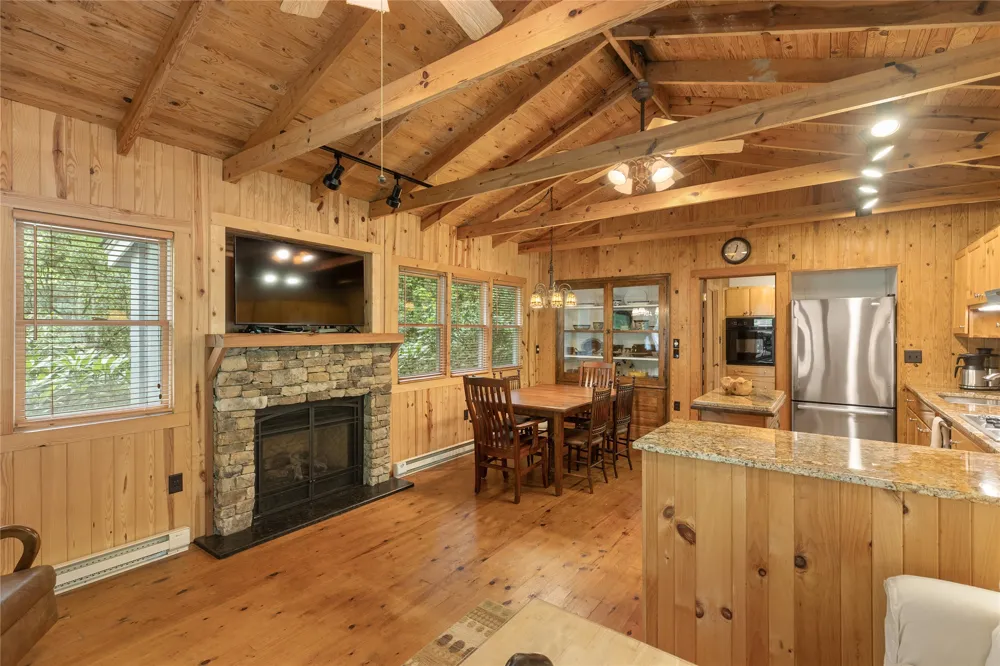477 Lance Road Cashiers, NC 28717