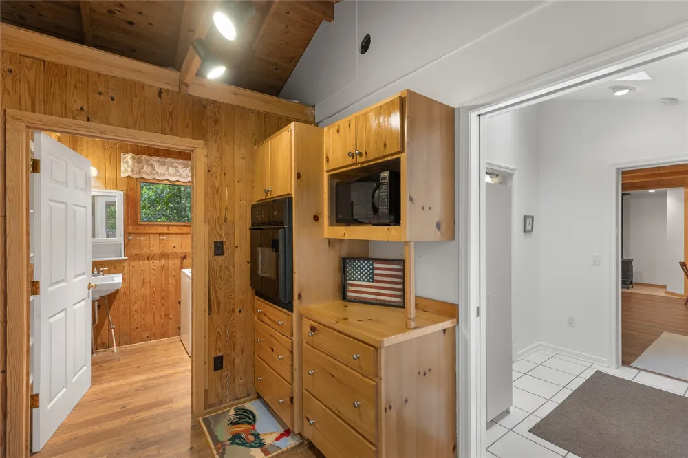 477 Lance Road Cashiers, NC 28717