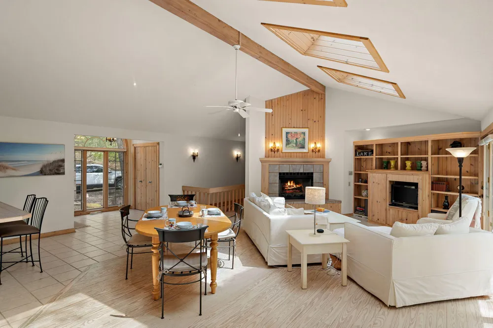 30 Briarwood Trail New Buffalo Township, MI 49117