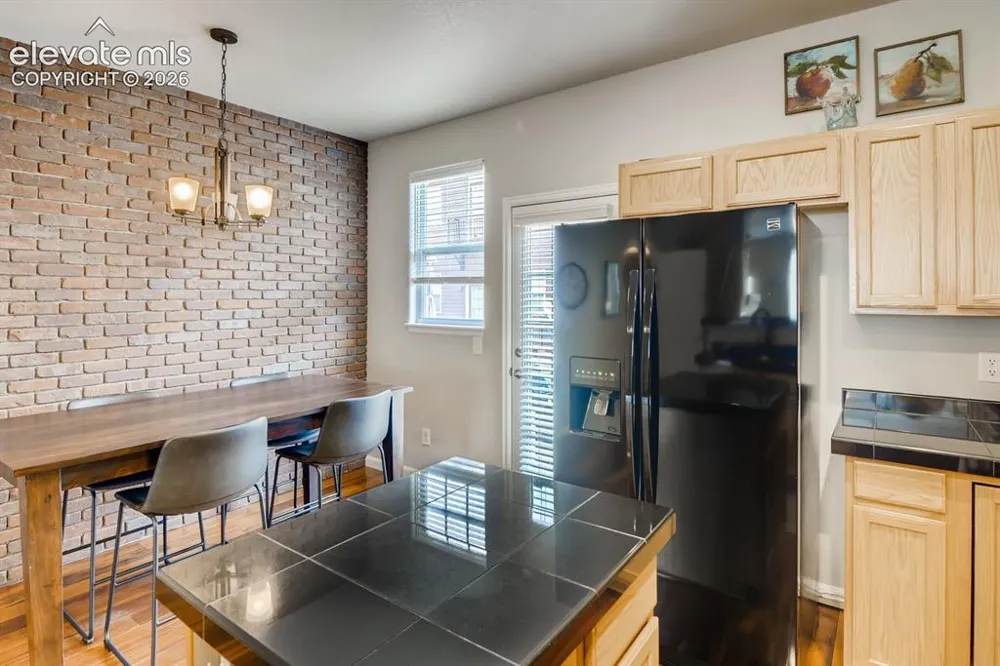846 Victoria Ridge Point Colorado Springs, CO 80903