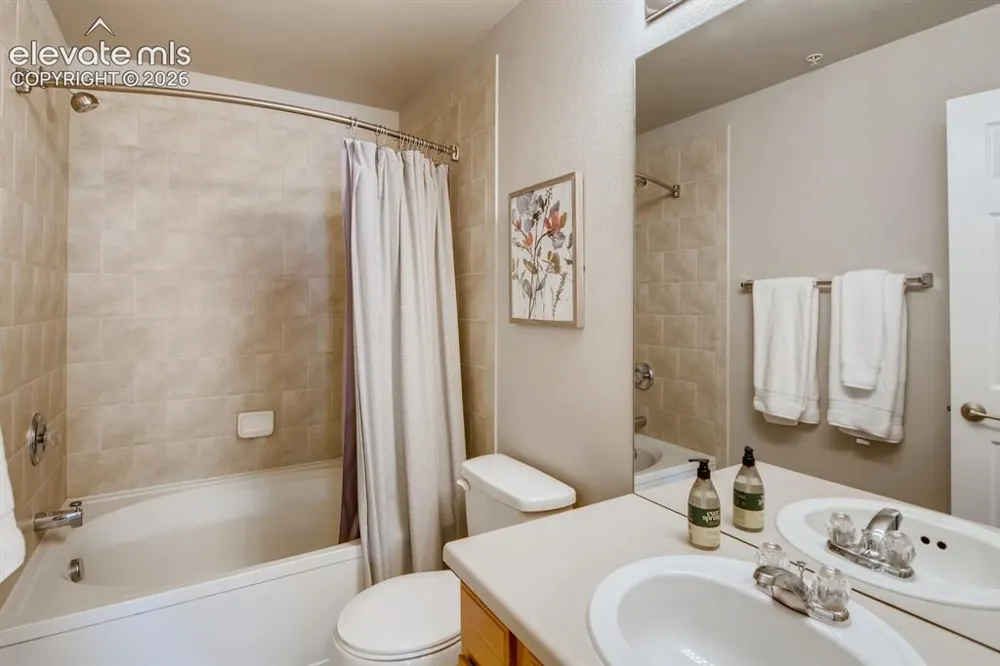 846 Victoria Ridge Point Colorado Springs, CO 80903