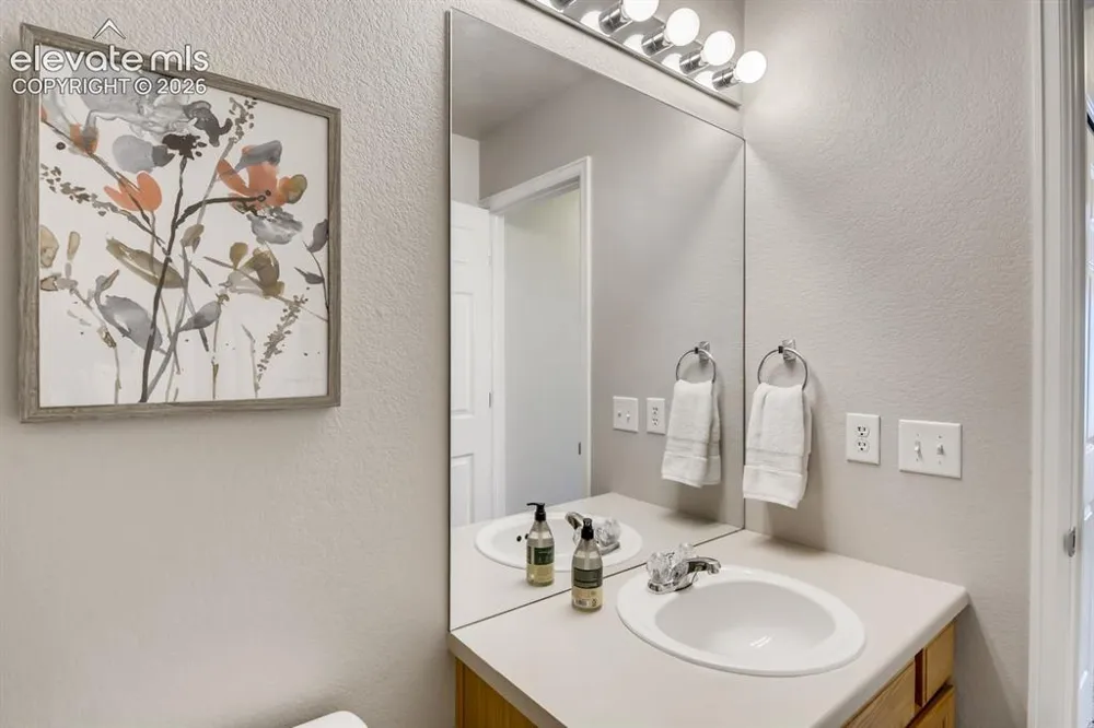 846 Victoria Ridge Point Colorado Springs, CO 80903