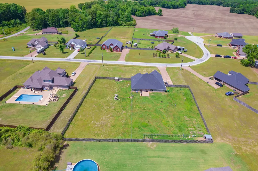 100 Mary Kate Ln Henderson, TN 38340