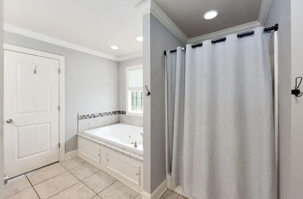 100 Mary Kate Ln Henderson, TN 38340