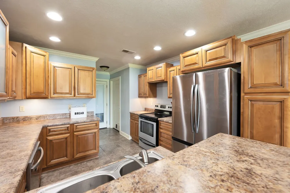 100 Mary Kate Ln Henderson, TN 38340