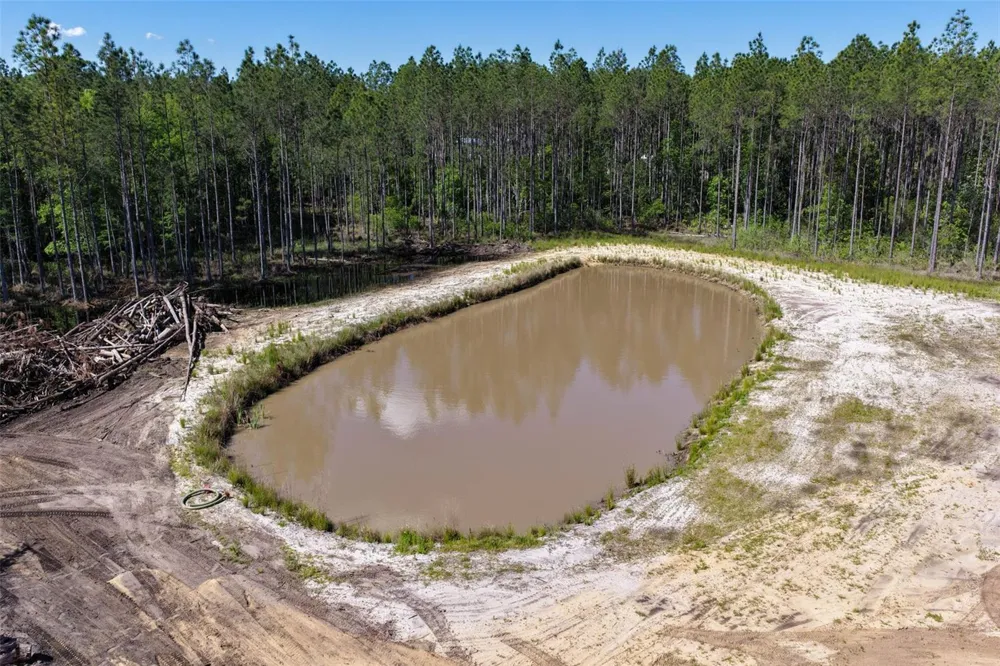 15539 COUNTY RD 305 Bunnell, FL 32110