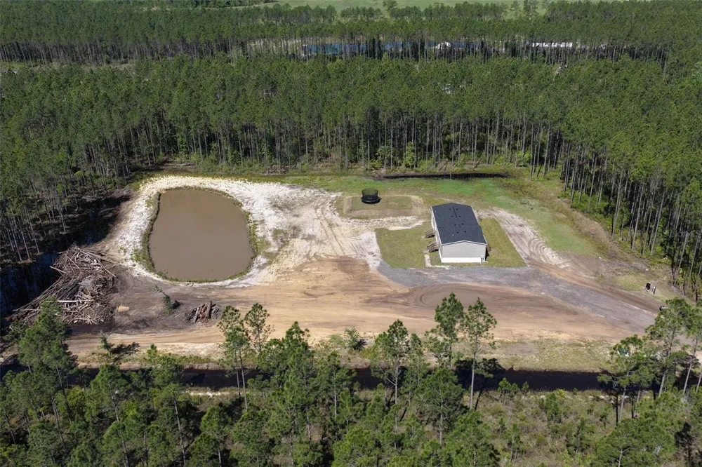 15539 COUNTY RD 305 Bunnell, FL 32110