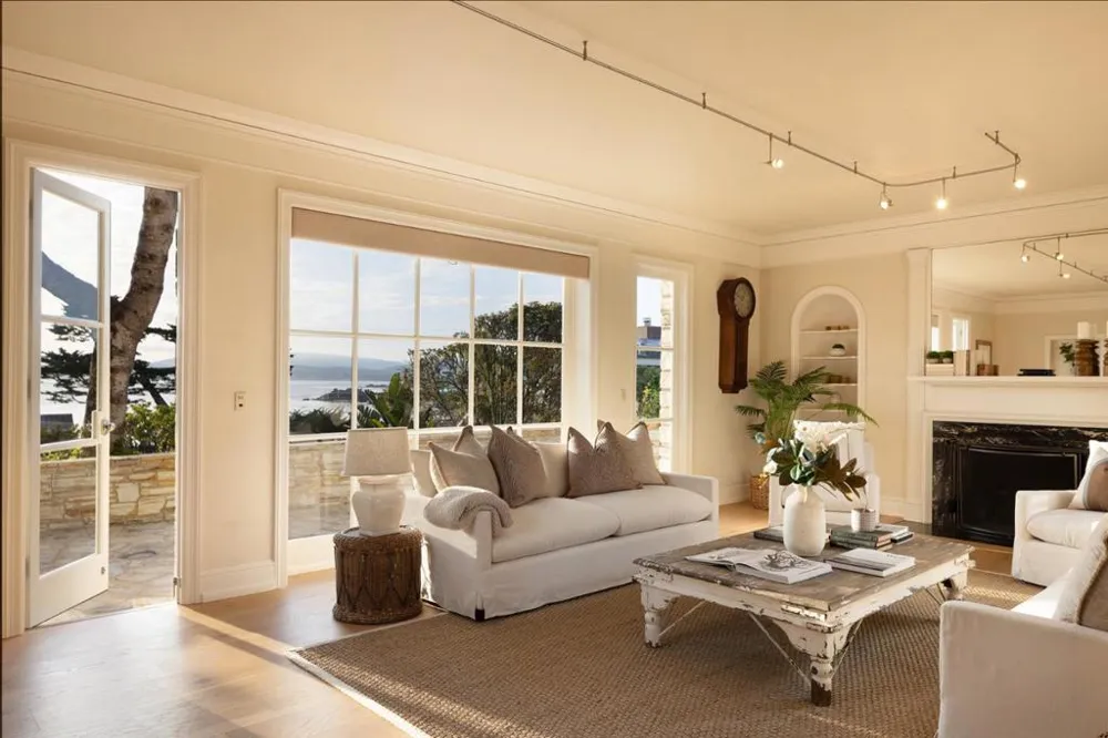 888 Del Monte Boulevard Pacific Grove, CA 93950