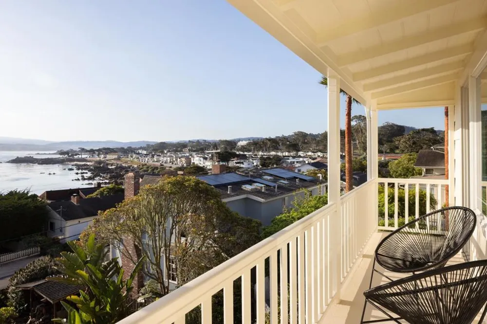 888 Del Monte Boulevard Pacific Grove, CA 93950