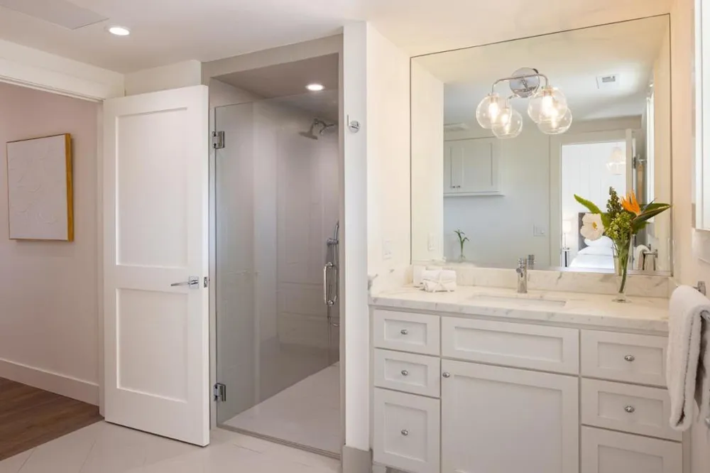 888 Del Monte Boulevard Pacific Grove, CA 93950