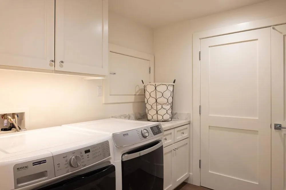 888 Del Monte Boulevard Pacific Grove, CA 93950