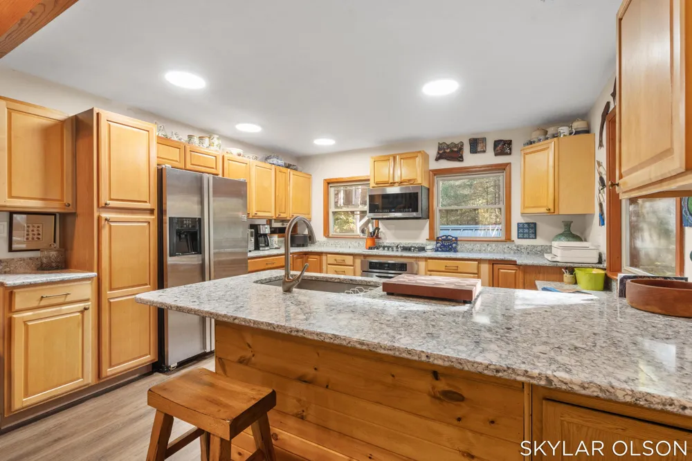 10711 Tuttle Road Free Soil, MI 49411