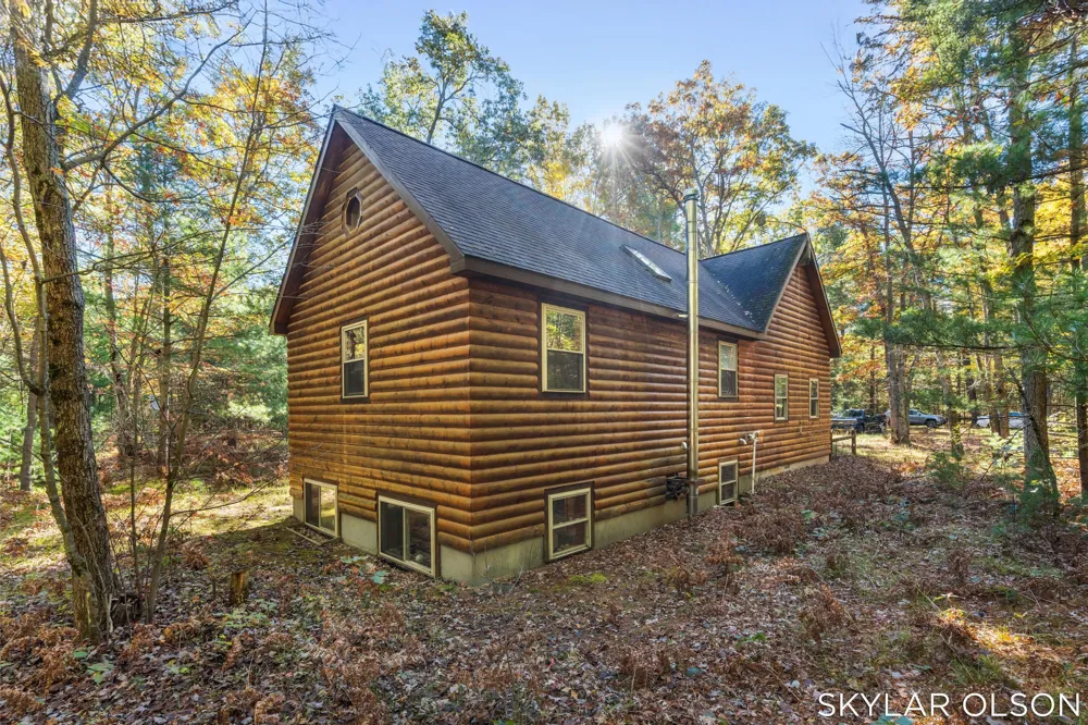 10711 Tuttle Road Free Soil, MI 49411