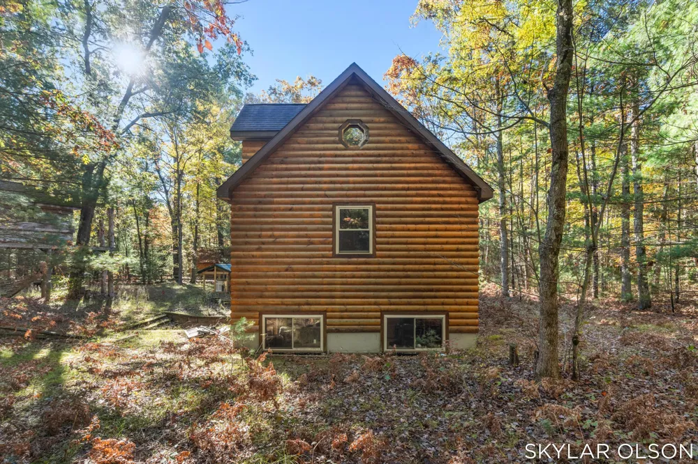 10711 Tuttle Road Free Soil, MI 49411
