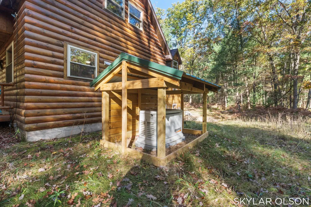 10711 Tuttle Road Free Soil, MI 49411