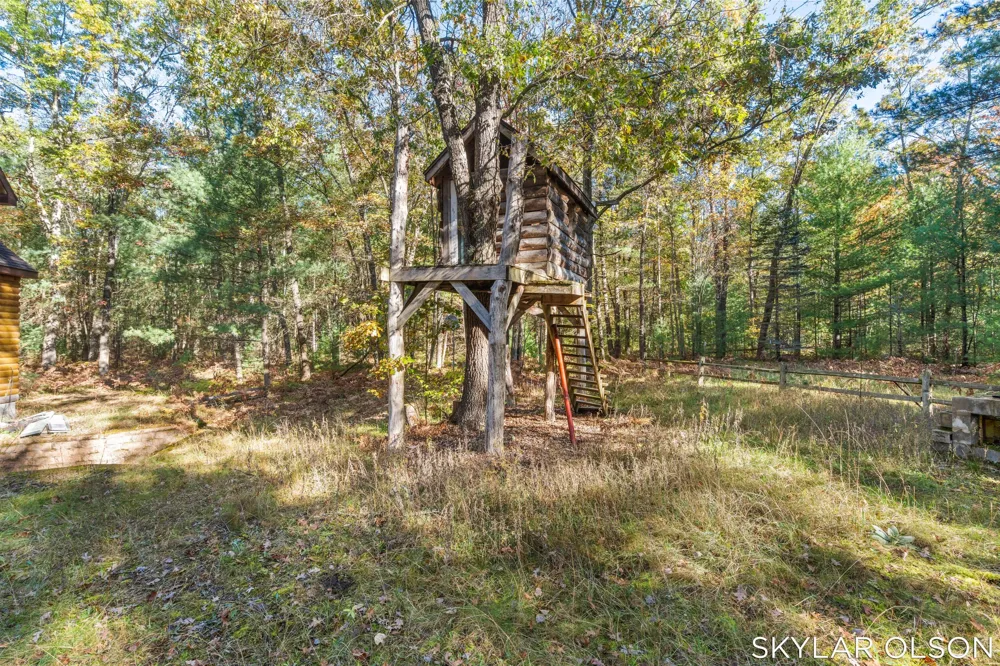 10711 Tuttle Road Free Soil, MI 49411