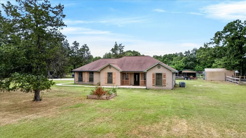 16001 County Road 4052 Kemp, TX 75143